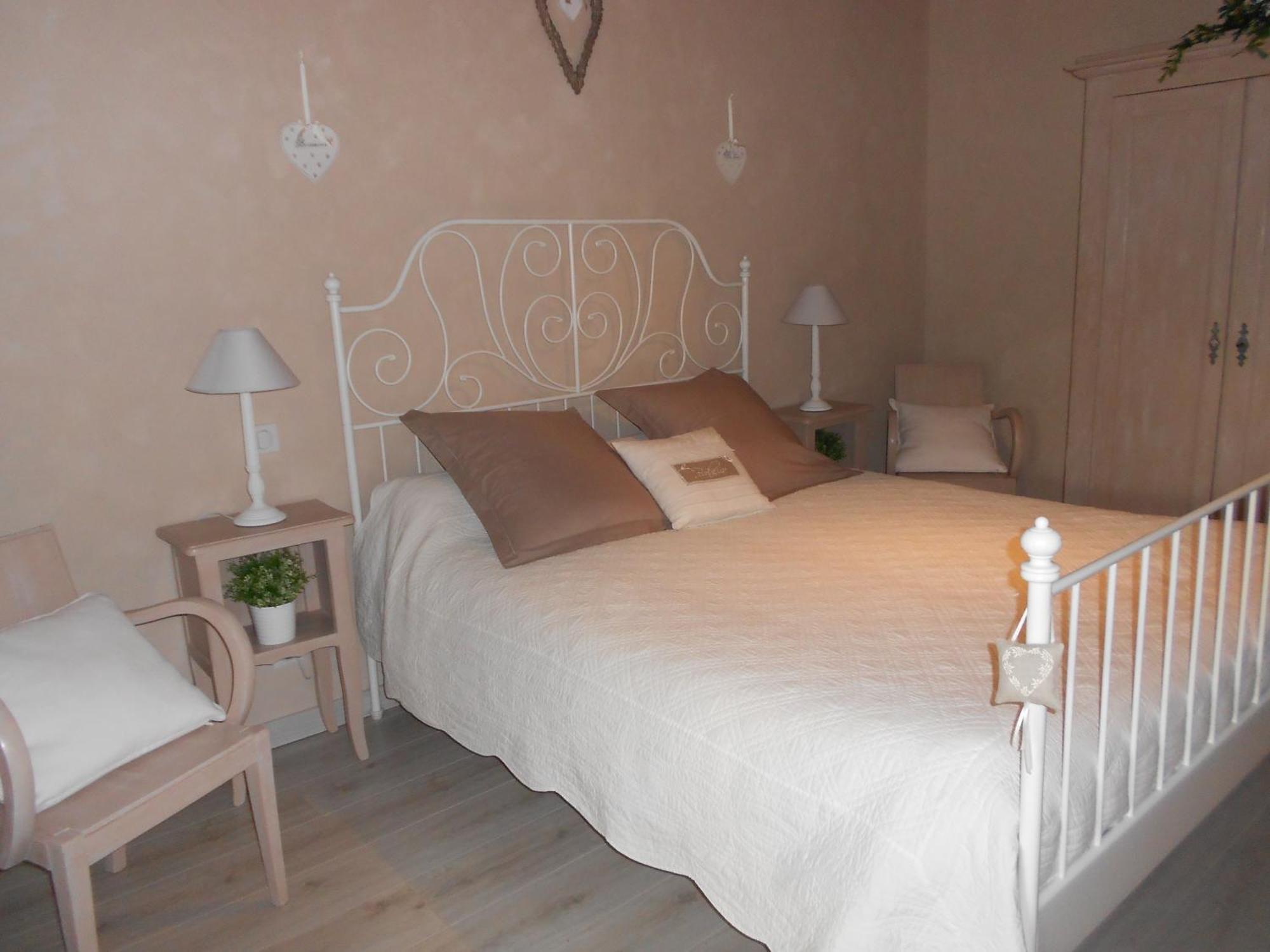 Au Coeur D'Origny Bed & Breakfast Couches Luaran gambar